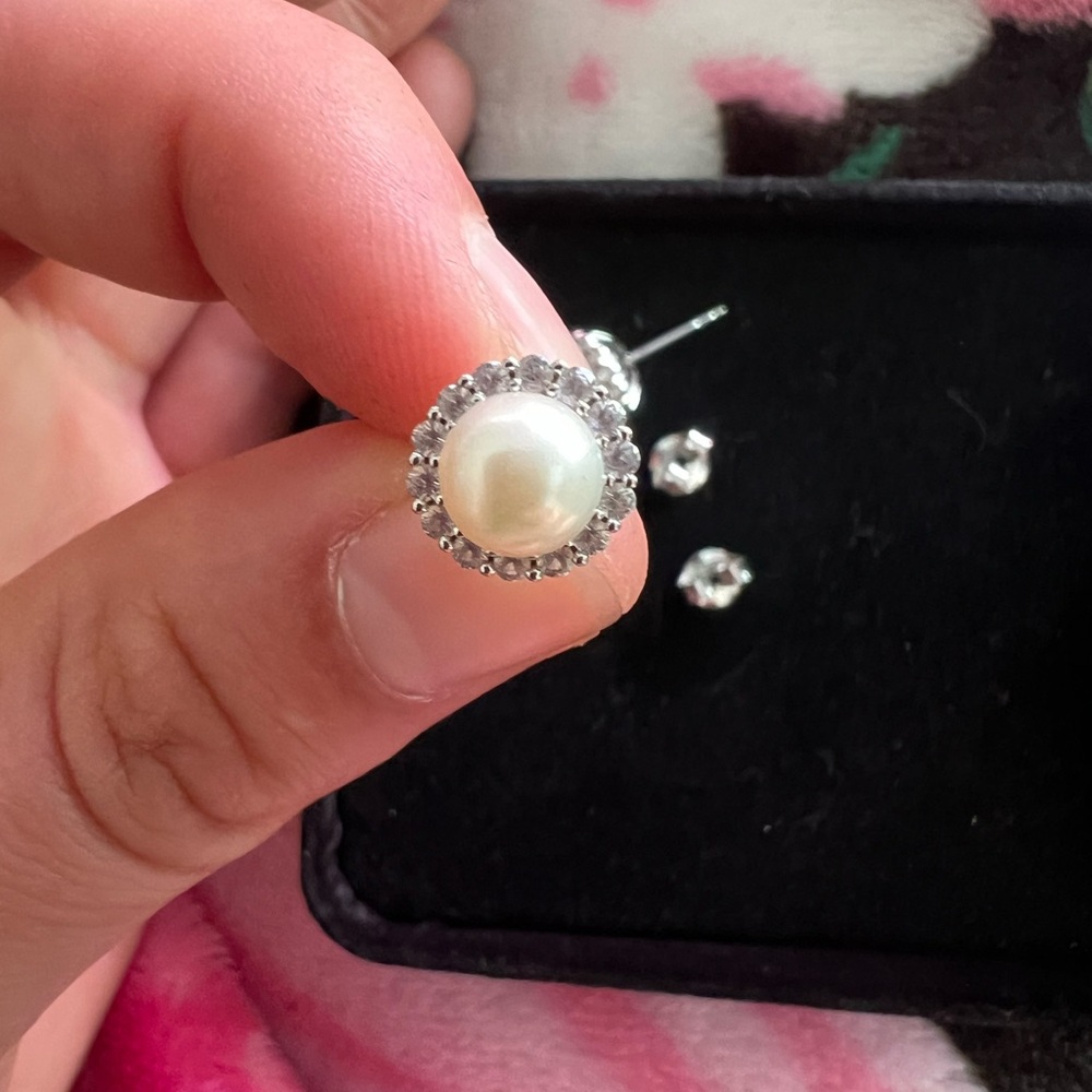 Pearl earrings